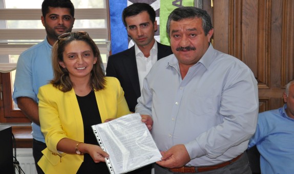 AKSA DOĞALGAZ'IN KELKİT'TEKİ İLK ABONESİ BELEDİYE BAŞKANI OLDU