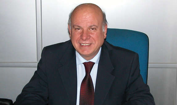 Alarko Carrier Genel Müdür Yardımcısı İsmet Gencer: "Büyük Projelerin Çözüm Ortağı Olmaya Devam Edeceğiz" Alarko Carrier Genel Müdür Yardımcısı İsmet Gencer: "Büyük Projelerin Çözüm Ortağı Olmaya Devam Edeceğiz"