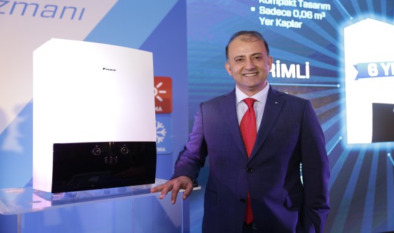 DAİKİN 'EN KÜÇÜK KOMBİ' İLE ISITMADA DA LİDERLİĞİ HEDEFLİYOR DAİKİN 'EN KÜÇÜK KOMBİ' İLE ISITMADA DA LİDERLİĞİ HEDEFLİYOR