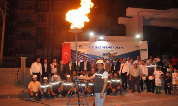 TİLLO, IŞIK HADİSESİ ETKİNLİKLERİ KAPSAMINDA DOĞALGAZLA BULUŞTU TİLLO, IŞIK HADİSESİ ETKİNLİKLERİ KAPSAMINDA DOĞALGAZLA BULUŞTU