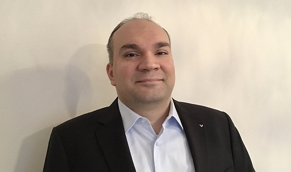 Viessmann Türkiye Teknik Müdürü Mevlana Balçık: "Geleceğin Sıfır Karbon Hedeflerini Bugünden Gerçekleştiriyoruz" Viessmann Türkiye Teknik Müdürü Mevlana Balçık: "Geleceğin Sıfır Karbon Hedeflerini Bugünden Gerçekleştiriyoruz"