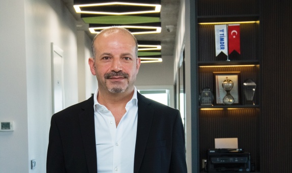 Kombi Klima Shop Yönetim Kurulu Başkanı Deniz Kaya: "Tek Noktada Çoklu Çözüm İlkesi ile Bugünden Çözümler Üretiyoruz"