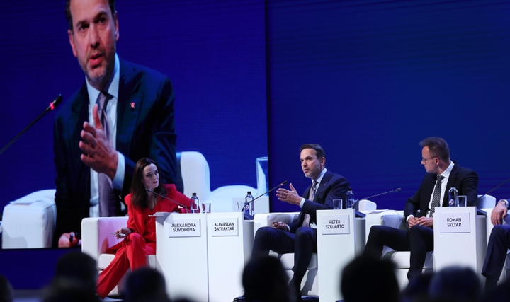 "2030'da Gaz Üretimimiz 3 Katına Çıkacak" "2030'da Gaz Üretimimiz 3 Katına Çıkacak"
