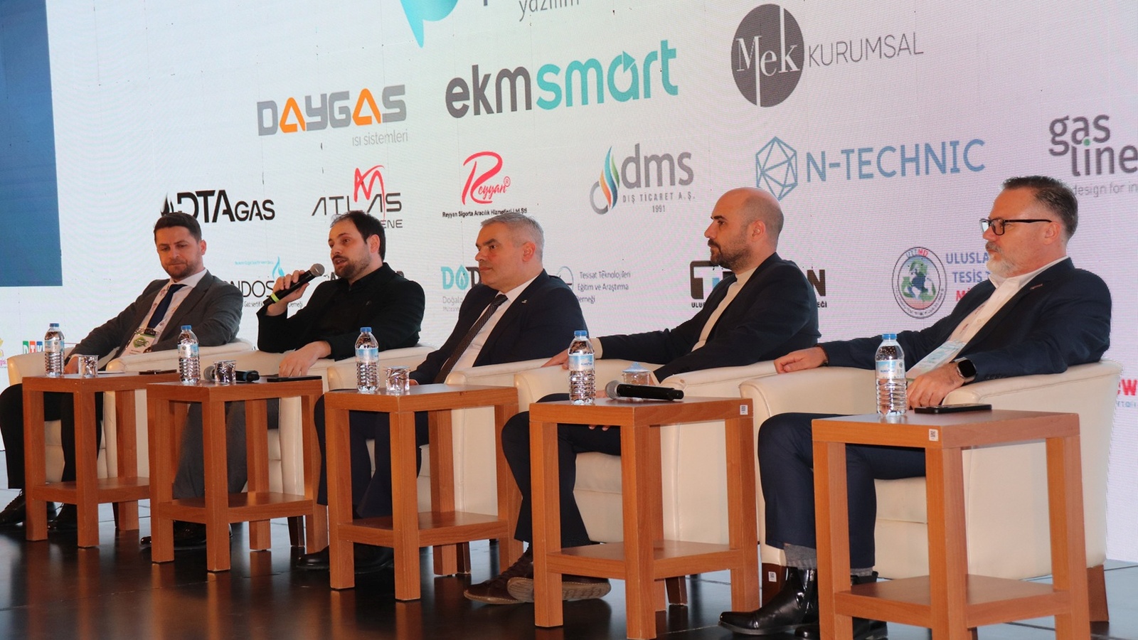 5. Bursa Isıtma Sistemleri ve Tesisat Zirvesi Gerçekleşti 5. Bursa Isıtma Sistemleri ve Tesisat Zirvesi Gerçekleşti