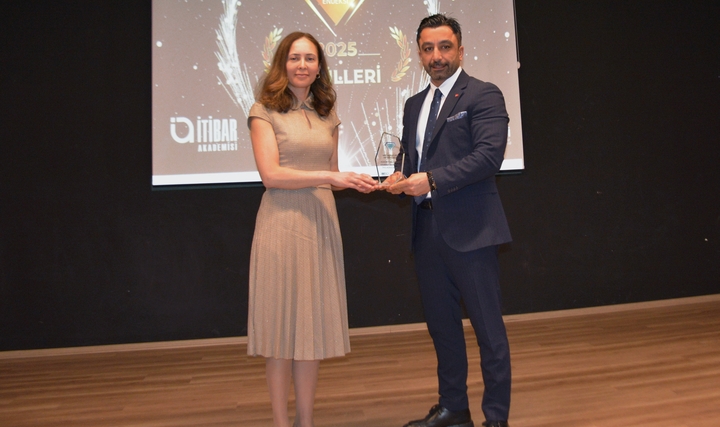 Aksa Doğalgaz Enerji Sektörünün En İtibarlı Markası Aksa Doğalgaz Enerji Sektörünün En İtibarlı Markası