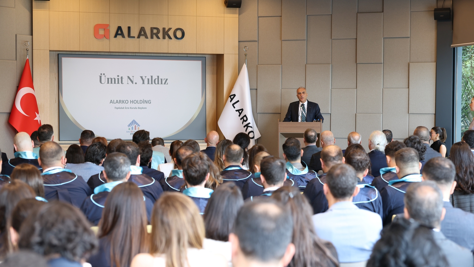 Alarko MBA ve Yenibirlider Programları Yeni Mezunlarını Verdi