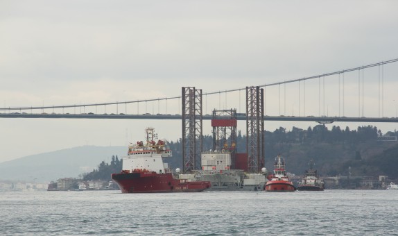 Dev Platform Boğaz'dan Geçti