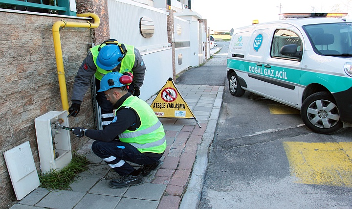 Doğalgaz Kokusu Hissederseniz Ne Yapmalısınız? Doğalgaz Kokusu Hissederseniz Ne Yapmalısınız?