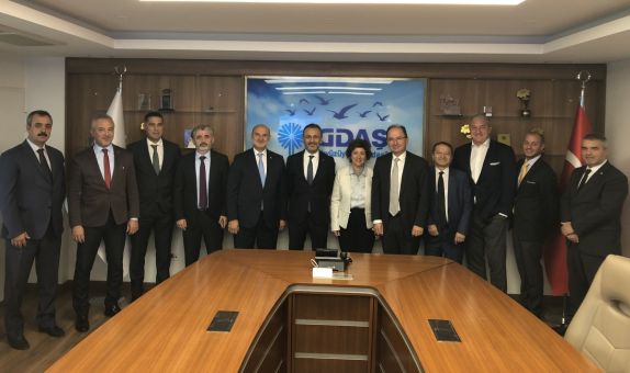 DOSİDER Yönetim Kurulu, İGDAŞ Genel Müdürü Özmen'i Ziyaret Etti