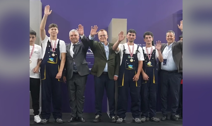 ISK-SODEX 2025'te Genç İklimlendirmeciler Yeteneklerini Sergiledi ISK-SODEX 2025'te Genç İklimlendirmeciler Yeteneklerini Sergiledi