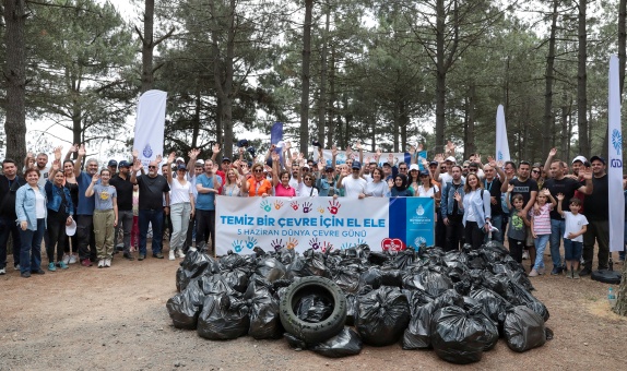 İGDAŞ Çalışanları "Temiz Bir Çevre İçin El Ele" Dedi İGDAŞ Çalışanları "Temiz Bir Çevre İçin El Ele" Dedi