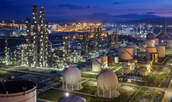 SOCAR Türkiye ve Siemens'ten Güçlü İş Birliği: Petkim'in Enerji Altyapısı Modernize Edildi SOCAR Türkiye ve Siemens'ten Güçlü İş Birliği: Petkim'in Enerji Altyapısı Modernize Edildi