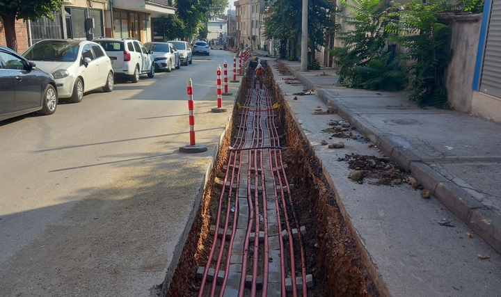 UEDAŞ, 2025'te 6.3 Milyar TL'lik Yatırım Planlıyor UEDAŞ, 2025'te 6.3 Milyar TL'lik Yatırım Planlıyor