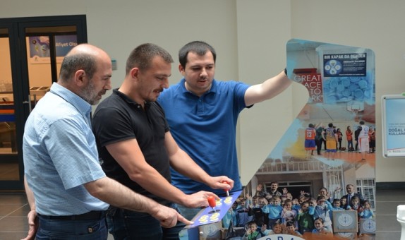 AGDAŞ Sosyal Sorumluluk Projeleri Yüzleri Güldürüyor AGDAŞ Sosyal Sorumluluk Projeleri Yüzleri Güldürüyor