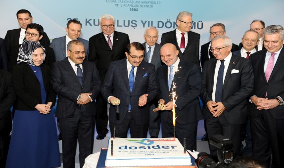 DOSİDER 25. Yılını Kutladı DOSİDER 25. Yılını Kutladı