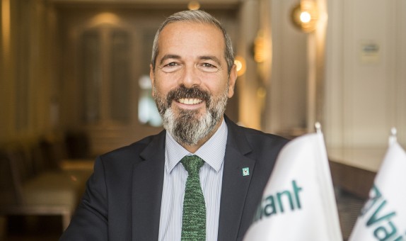 Vaillant Türkiye Satış ve Pazarlama Direktörü Erol Kayaoğlu: "Aradığınız Her Şey Vaillant'ta Var" Vaillant Türkiye Satış ve Pazarlama Direktörü Erol Kayaoğlu: "Aradığınız Her Şey Vaillant'ta Var"