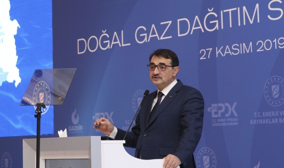 Bakan Dönmez, Doğalgaz Dağıtım Sektörü Toplantısı'nda Sektöre İlişkin Bilgiler Paylaştı