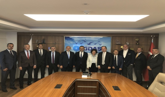 DOSİDER, İGDAŞ Genel Müdürü Dr. Mithat Bülent Özmen'i Ziyaret Etti DOSİDER, İGDAŞ Genel Müdürü Dr. Mithat Bülent Özmen'i Ziyaret Etti