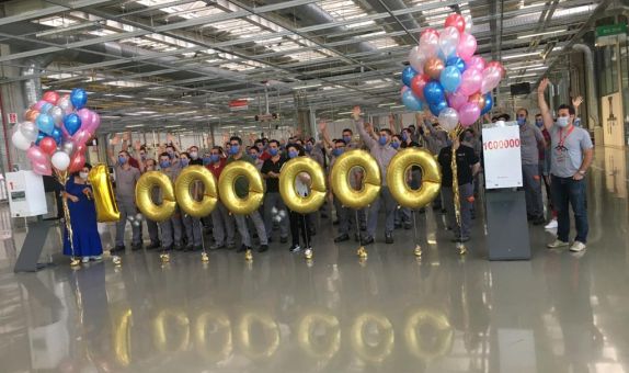 Viessmann Manisa'dan 1 Milyon Kutlaması! Viessmann Manisa'dan 1 Milyon Kutlaması!